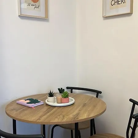 W Centrum - Parking Apartament Ostrów Wielkopolski