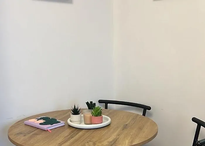 W Centrum - Parking Apartament Ostrów Wielkopolski